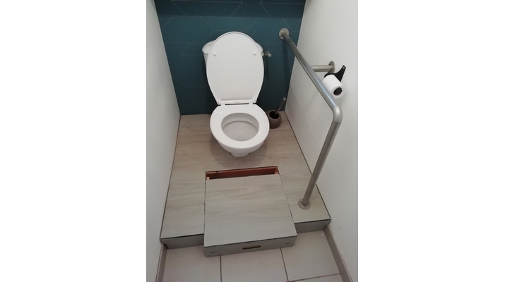 estradetoilettes1.jpg